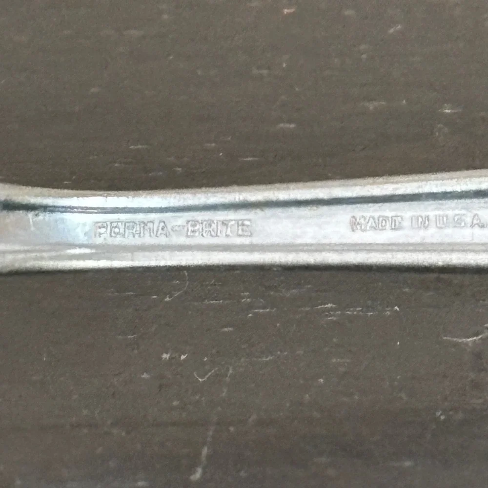 Vintage Perma-Brite Butter Spreader Knife Made in USA Silver Art Deco Ridged 7